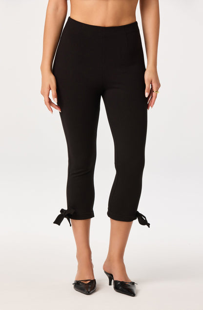 Eliza Bow-Tie Knit Capri Pants