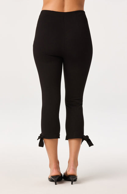 Eliza Bow-Tie Knit Capri Pants