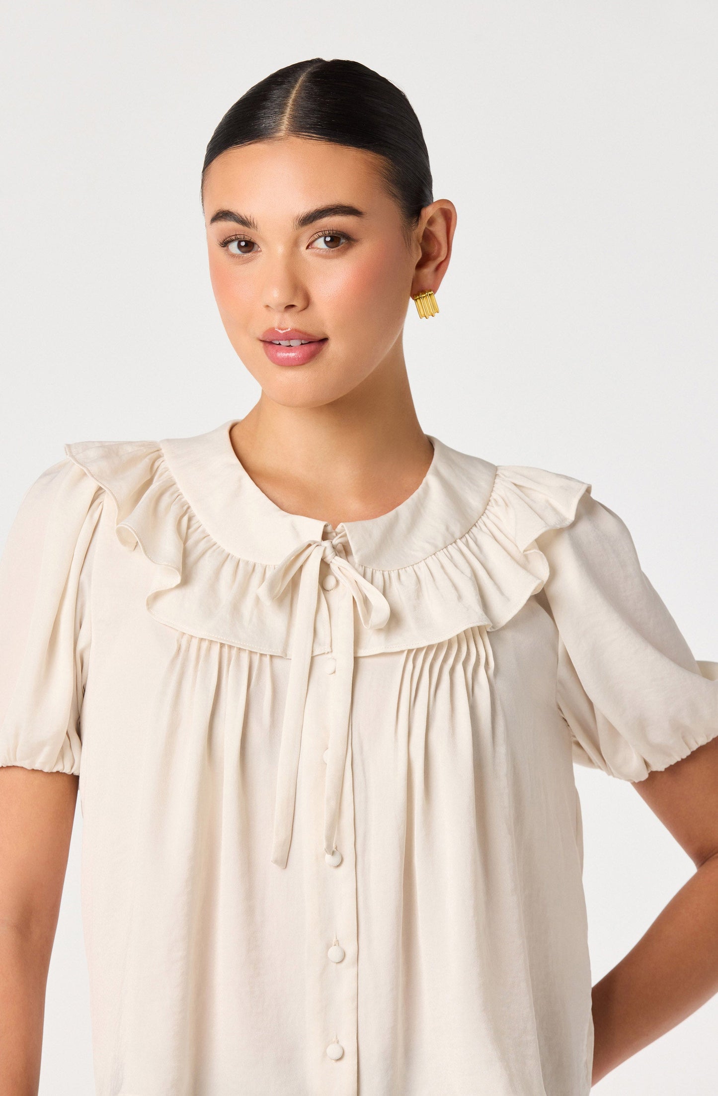 Zayne Ruffle-Collar Babydoll Blouse