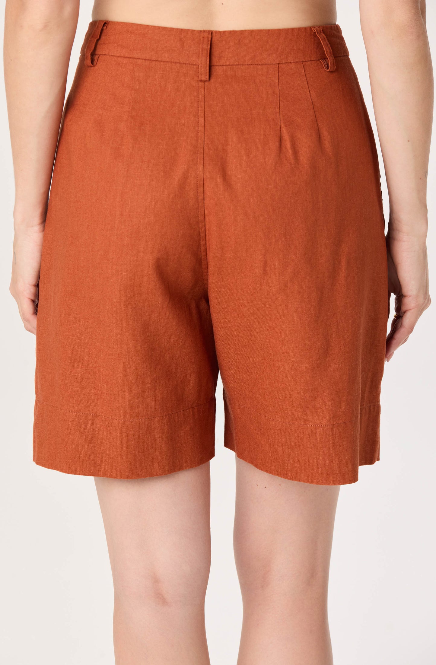 Koda Linen Pleated Shorts